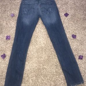 Levi’s Too Superlow 524 size 7!